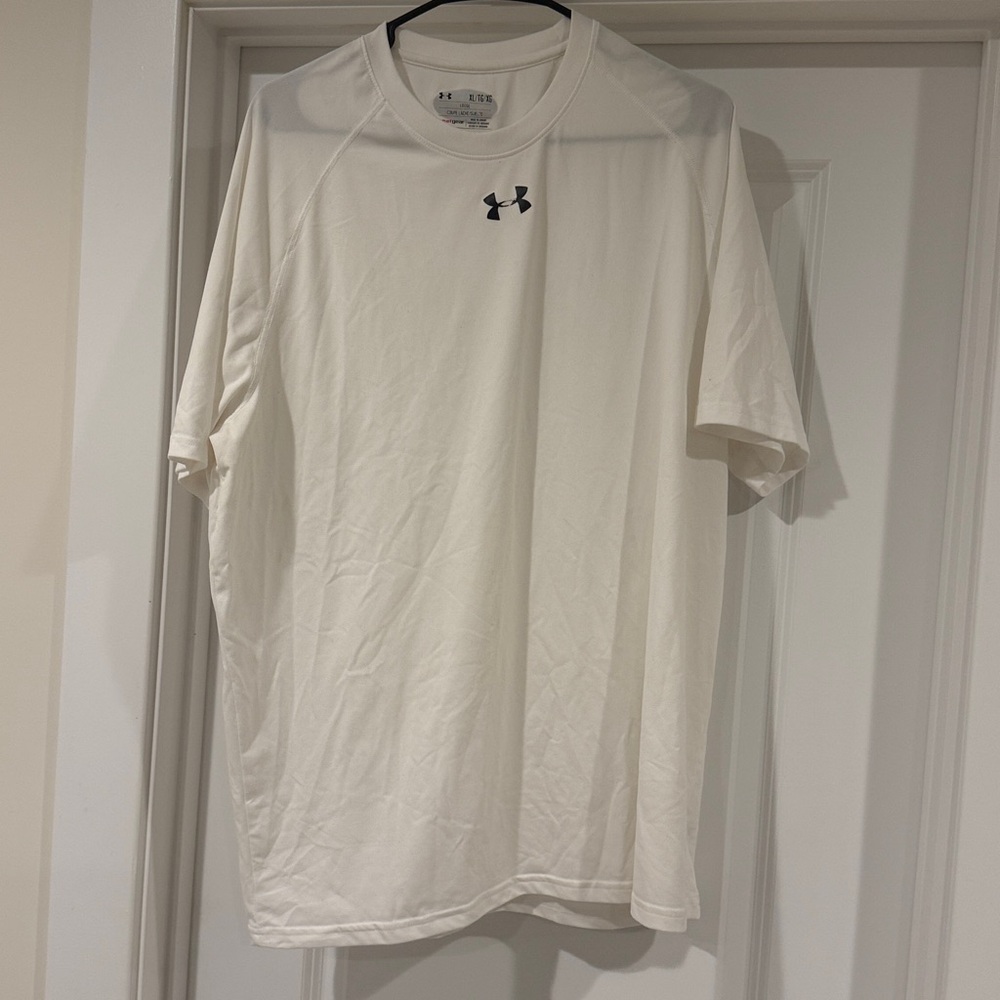 Under Armour Ivory Crew Neck Tee